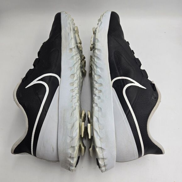 Athletic_Shoes